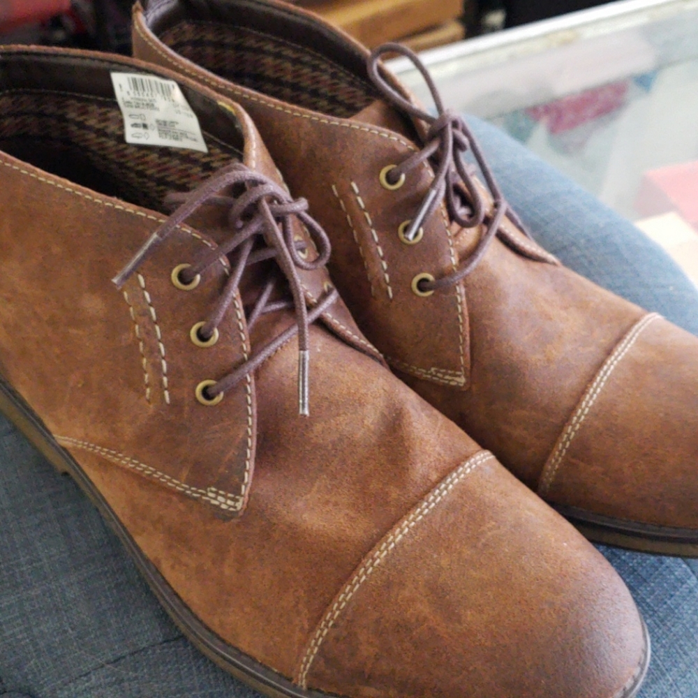 Clarks size 11.5